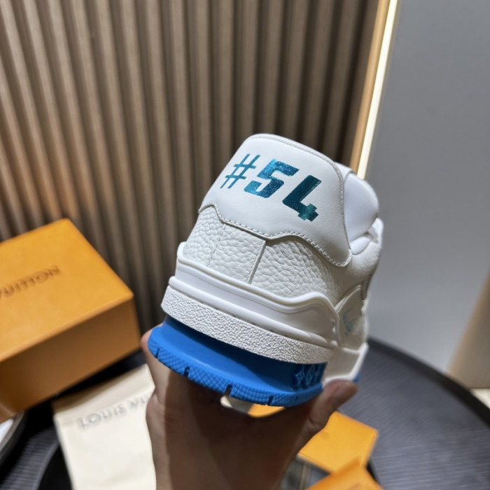 LV snekaers L0000642