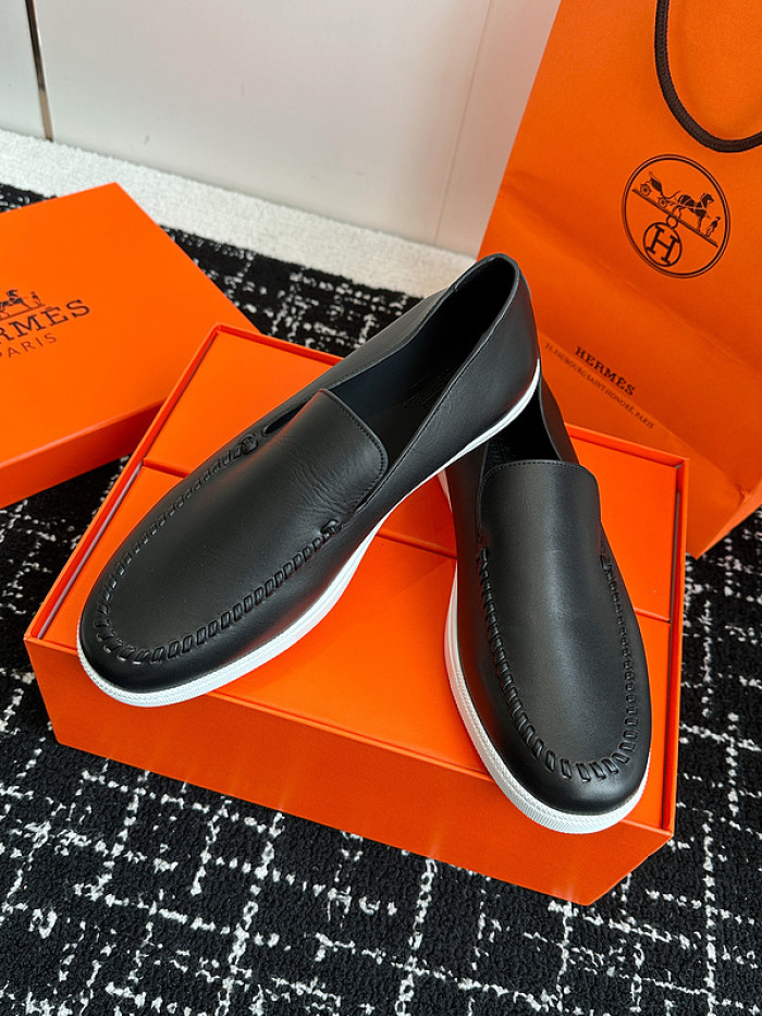 H**me5 loafers hm068