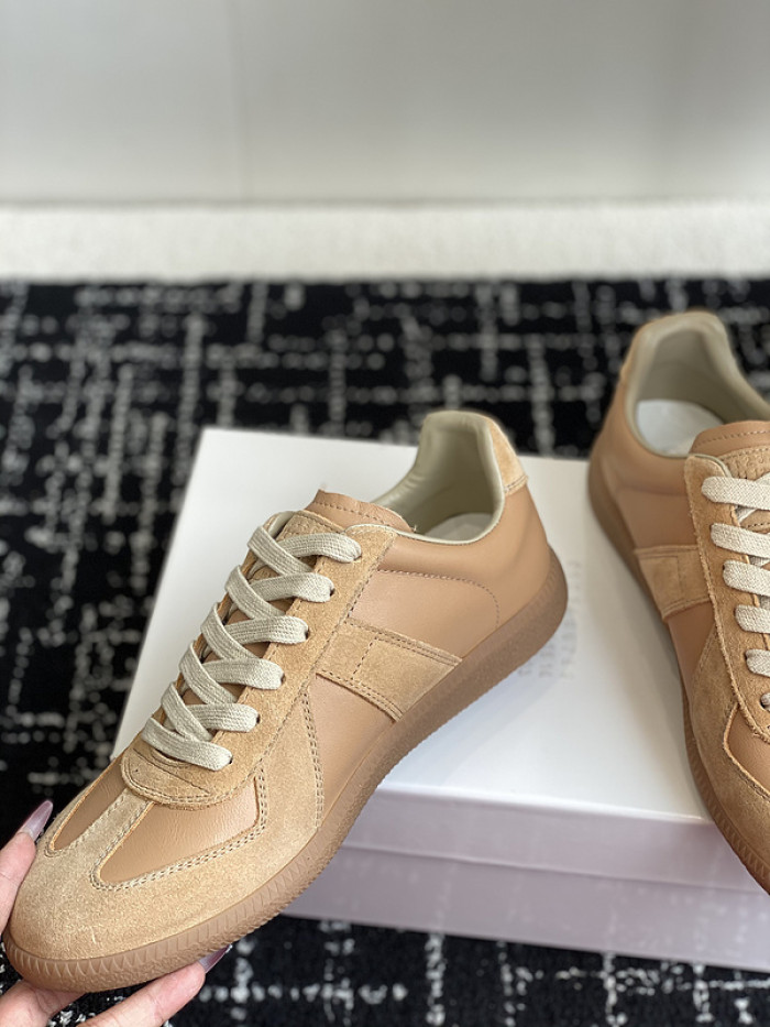 ma1s0n Marg*e1a calfskin s57ws0323